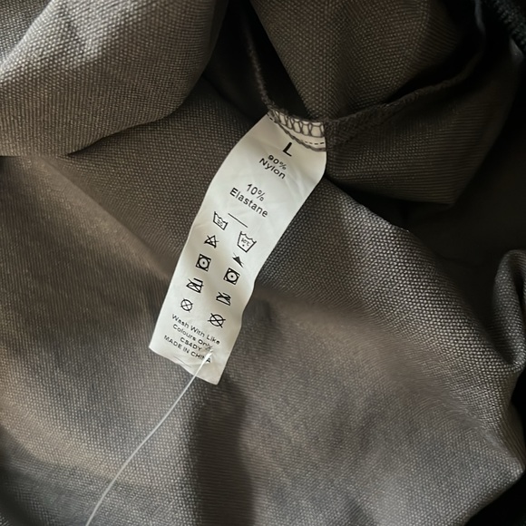 HALARA V Neck Long Sleeve Kangaroo Pocket Oversized Shirt - Picture 3 of 4